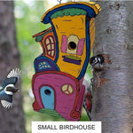 Nichoir en Bois Fait Main Style Whoville – Grande Maison Suspendue pour Oiseaux - Vignette | Ma boutique