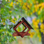 Mangeoire à Oiseaux Design Moderne en bois – Modèle Suspendu - Vignette | Le Refuge des oiseaux