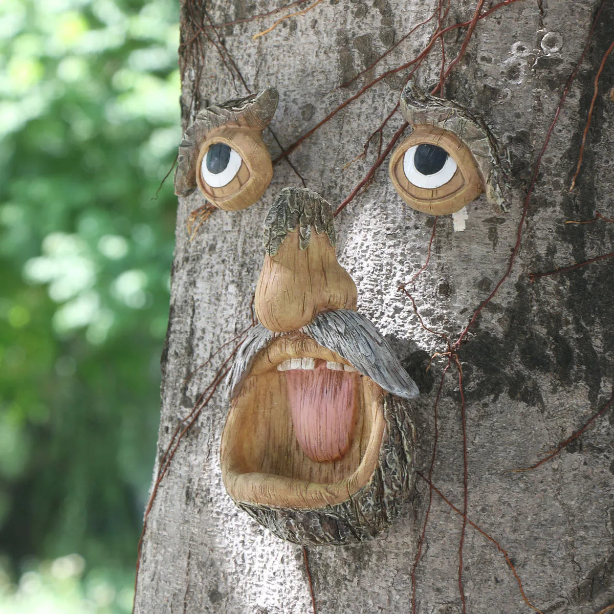 Enchanting Monster Bird Feeder - a Magical Garden Accent That Brings Life to Your Yard - Interactive and Unique Design for Unfor